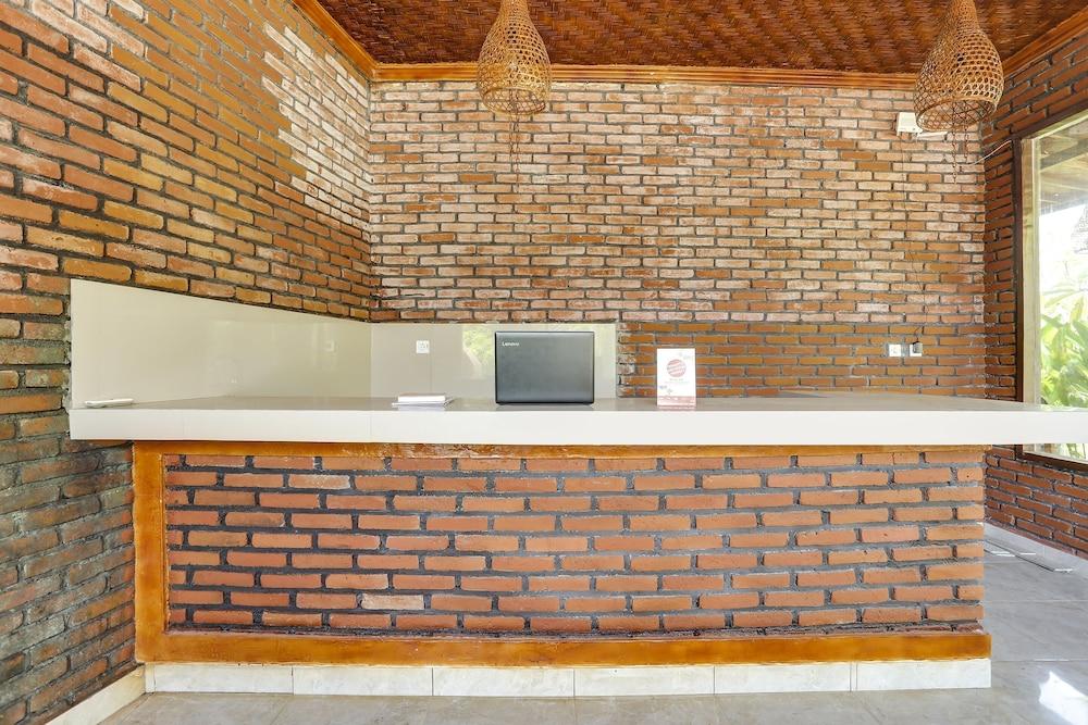 SPOT ON 90882 Sari Homestay Near Garuda Wisnu Kencana