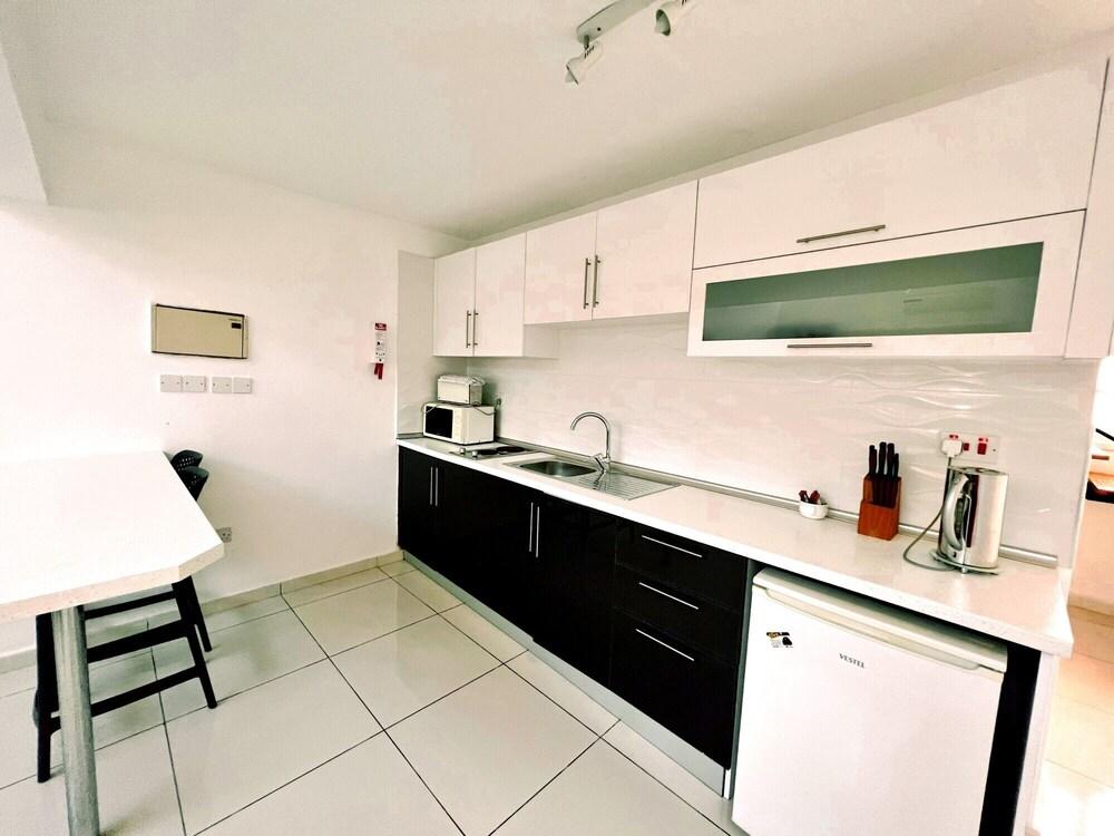 Flat With Shared Pool and Nature View in Kyrenia