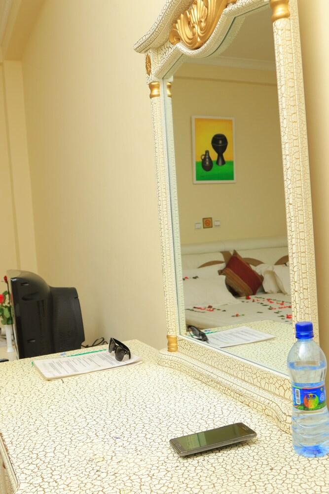 Oasis International hotel