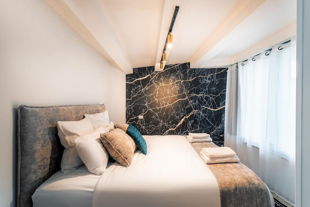 YalaRent Villa Enorma with Private Pool