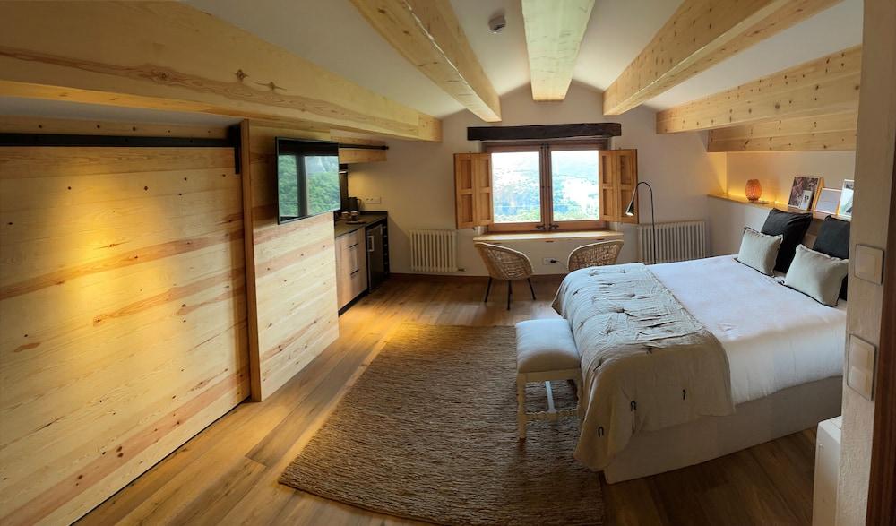 Hotel Santa Llucia Rupit