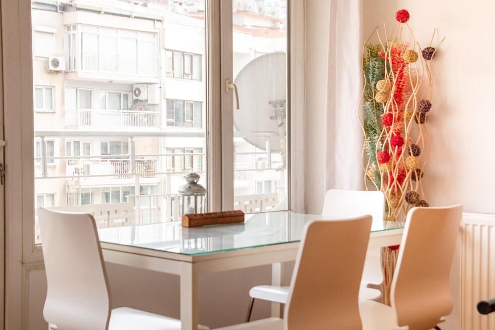 Spacious House in Konak With Balcony