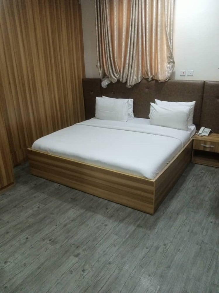 Sky Suites Ikeja