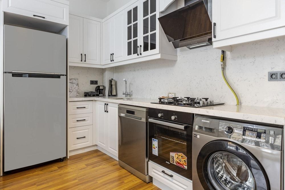 Comfy Flat in Sisli With Central Location