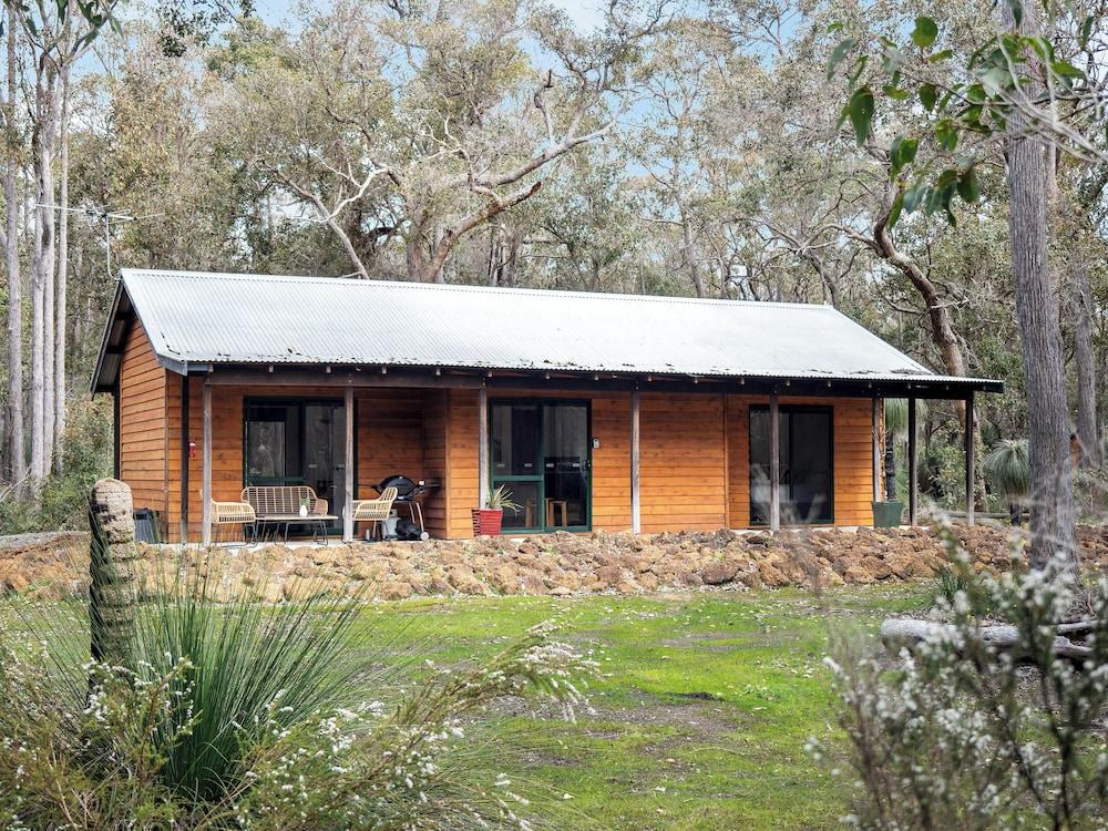 Island Brook Estate Vineyard and Chalets