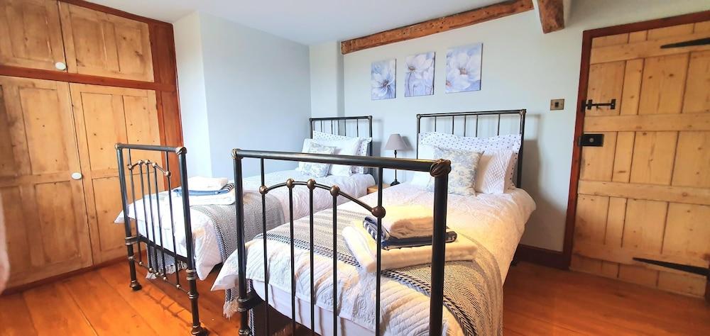 Well Cottage Country Accommodation