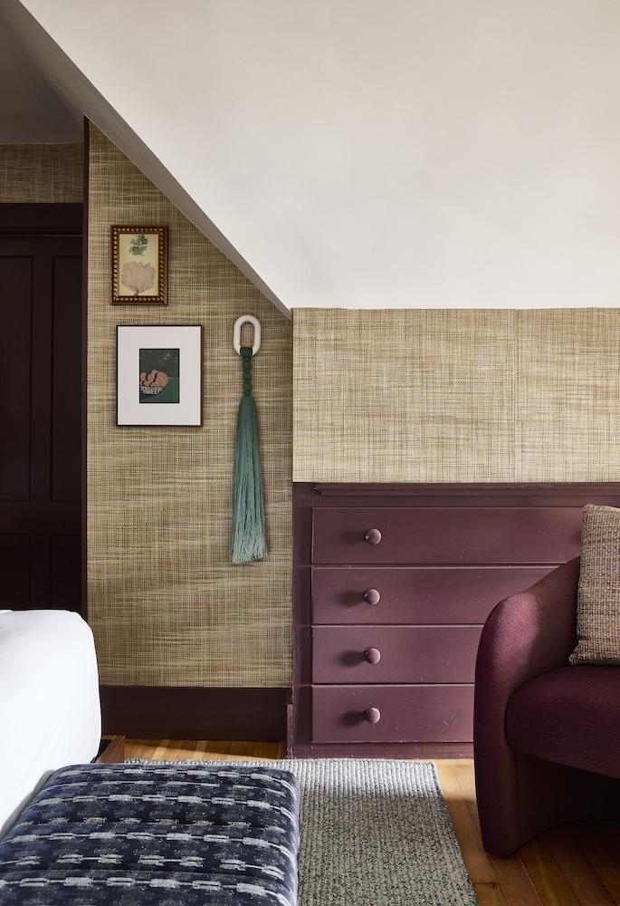 The Coco, The Edgartown Collection