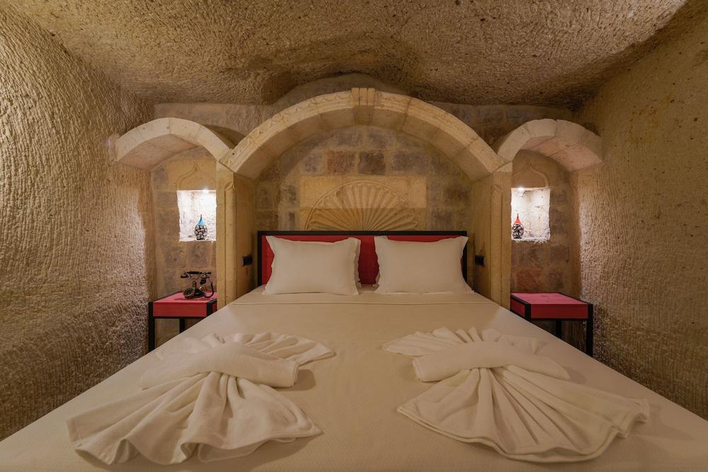 The Niche Cave Hotel