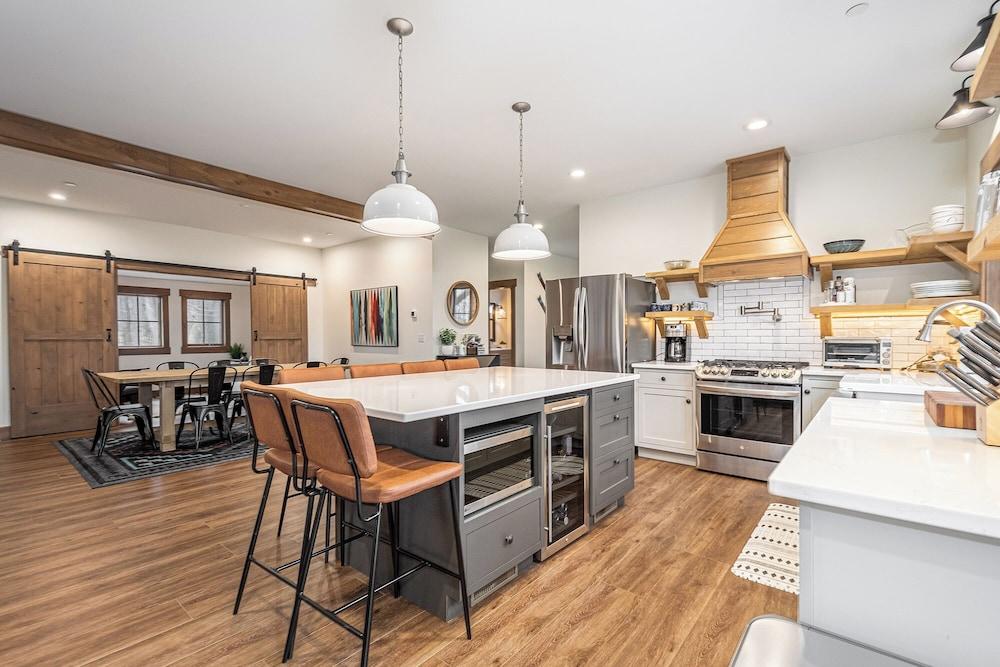 Dreidel's Den by Taylor Made Deep Creek