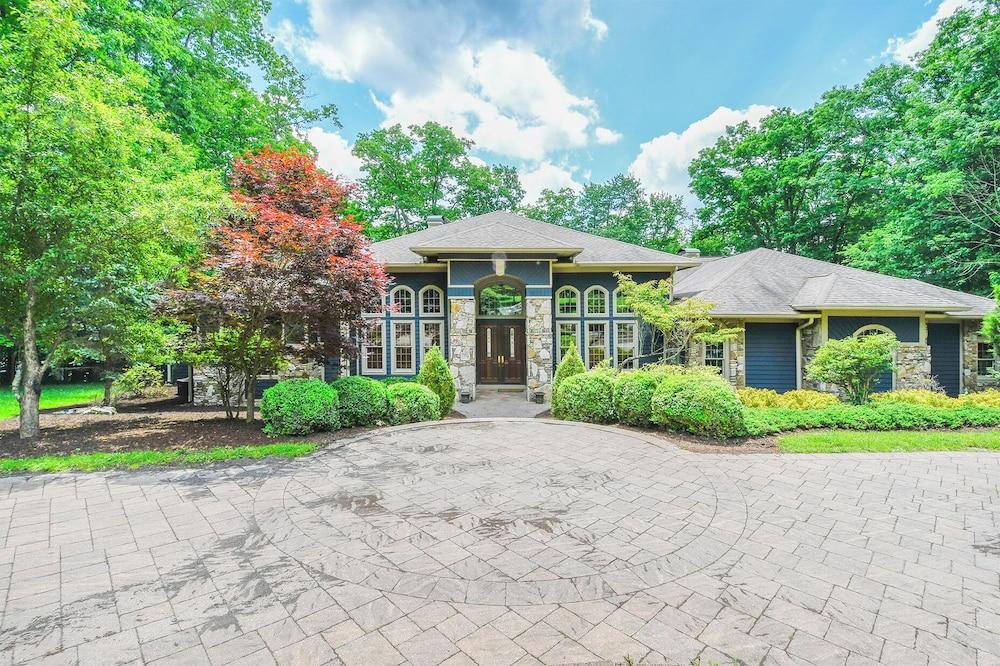 Après Lake and Ski by Taylor Made Deep Creek