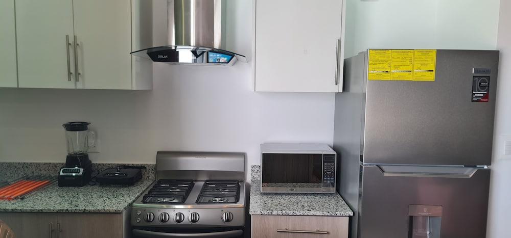 Shanti Tower II 10-D