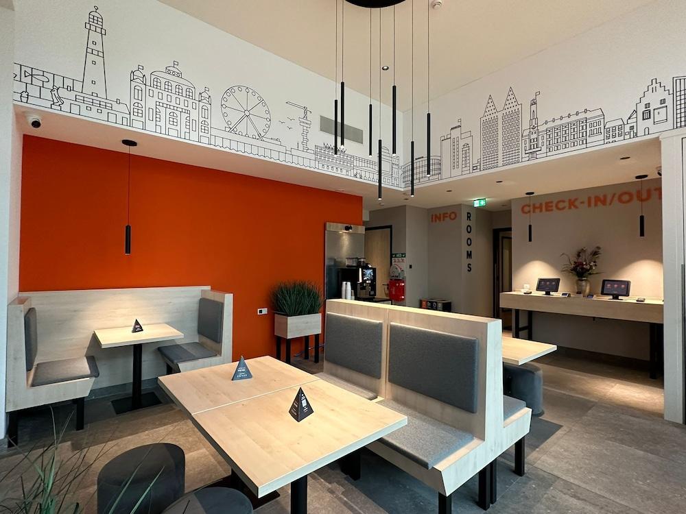 Fox Hotel The Hague Scheveningen