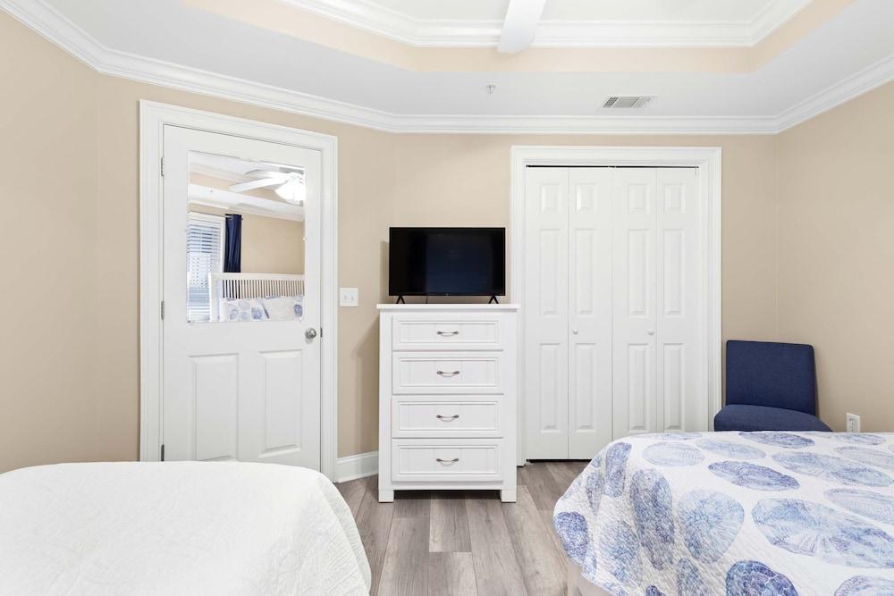 Brass Rail 118 Tybee Vacation Rentals