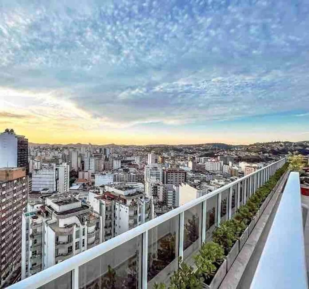 Studio Royal Av Itamar Franco Piscina