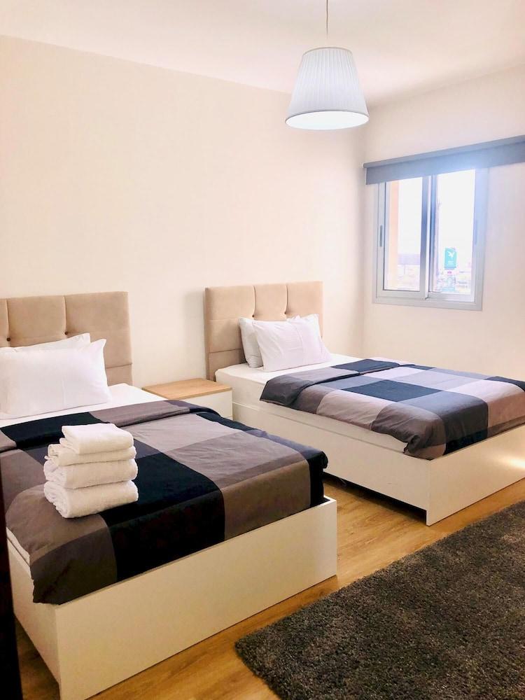 Vesta - Luxury Apt - 3BR - CFC XI