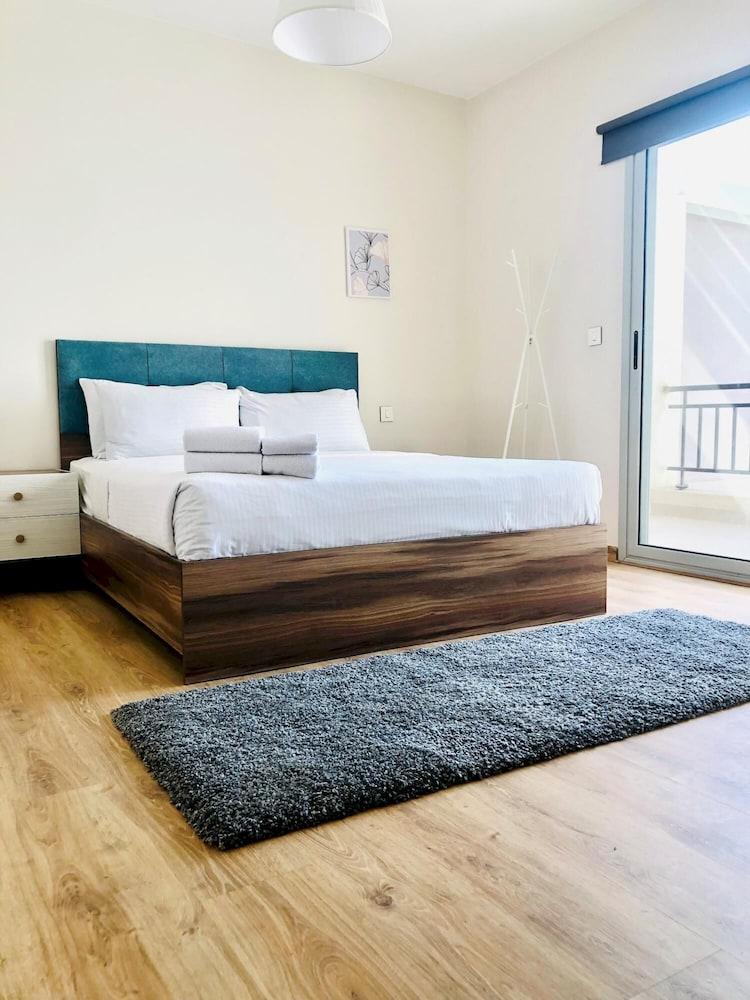 Vesta - Luxury Apt - 3BR - CFC XI