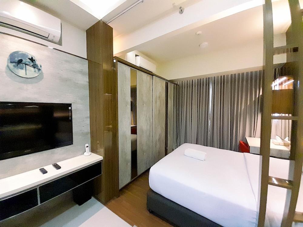 Cozy Studio Room At Uttara The Icon Apartment