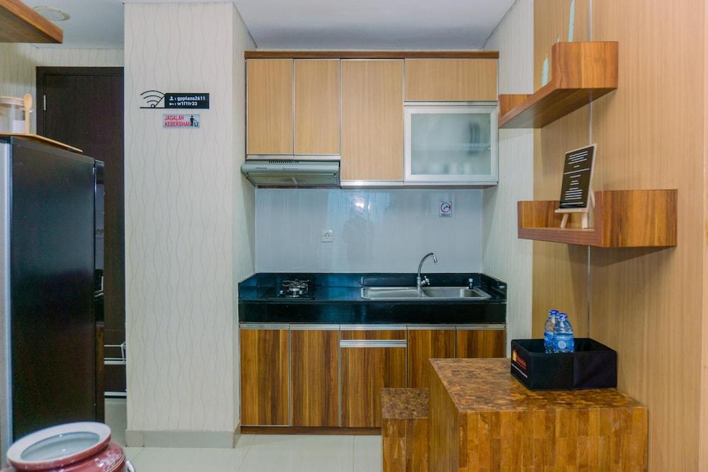 Classic Elegance Combined 2Br At Gp Plaza Apartment