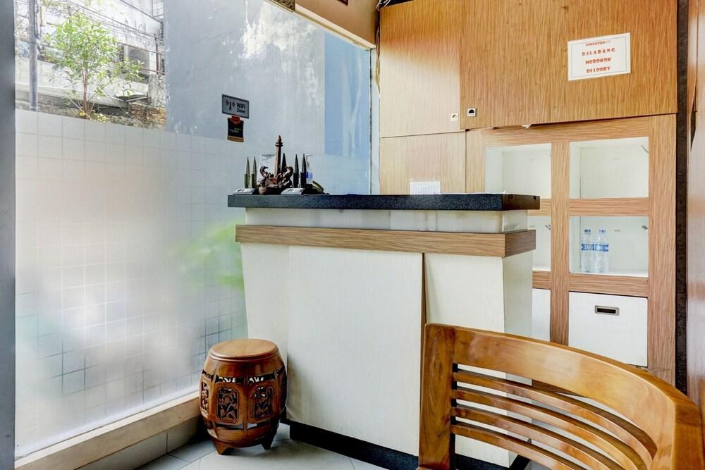 OYO 90660 Star Hotel Syariah