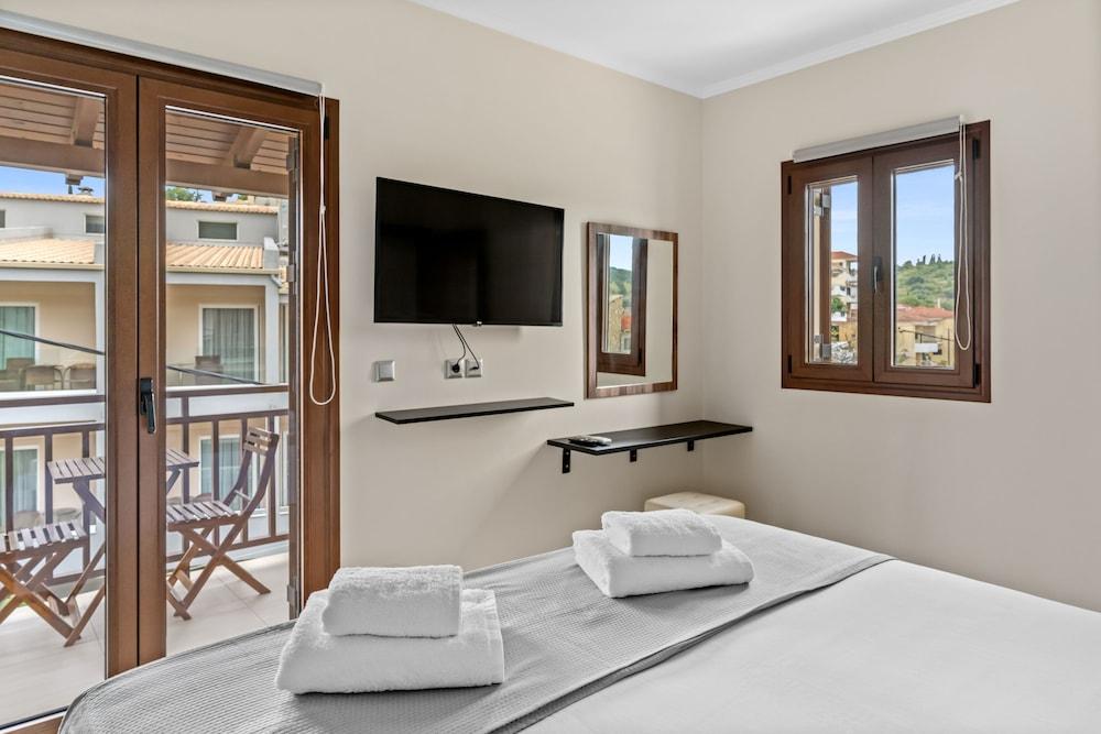 The Dandy Villas Sivota