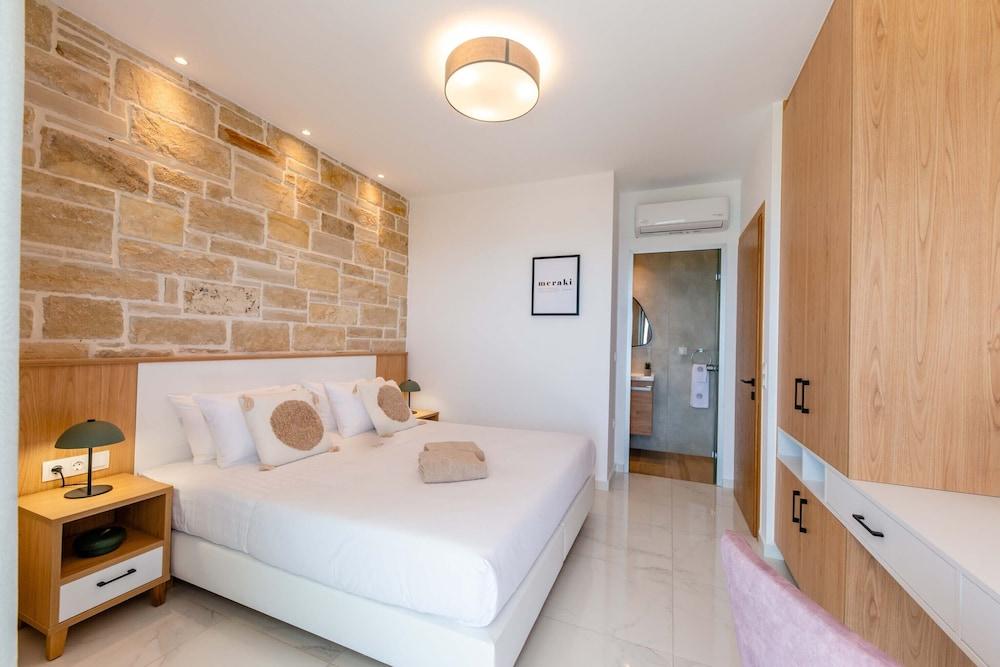 Actea Seaview Villas