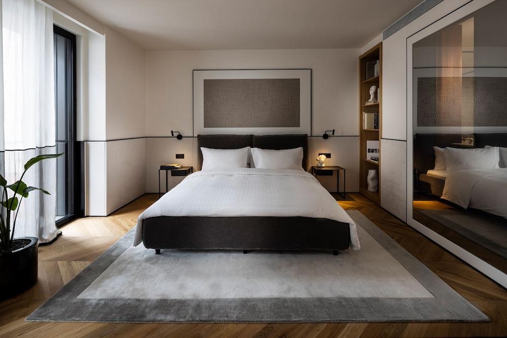 Juno Hotel Sofia, a Member of Design Hotels