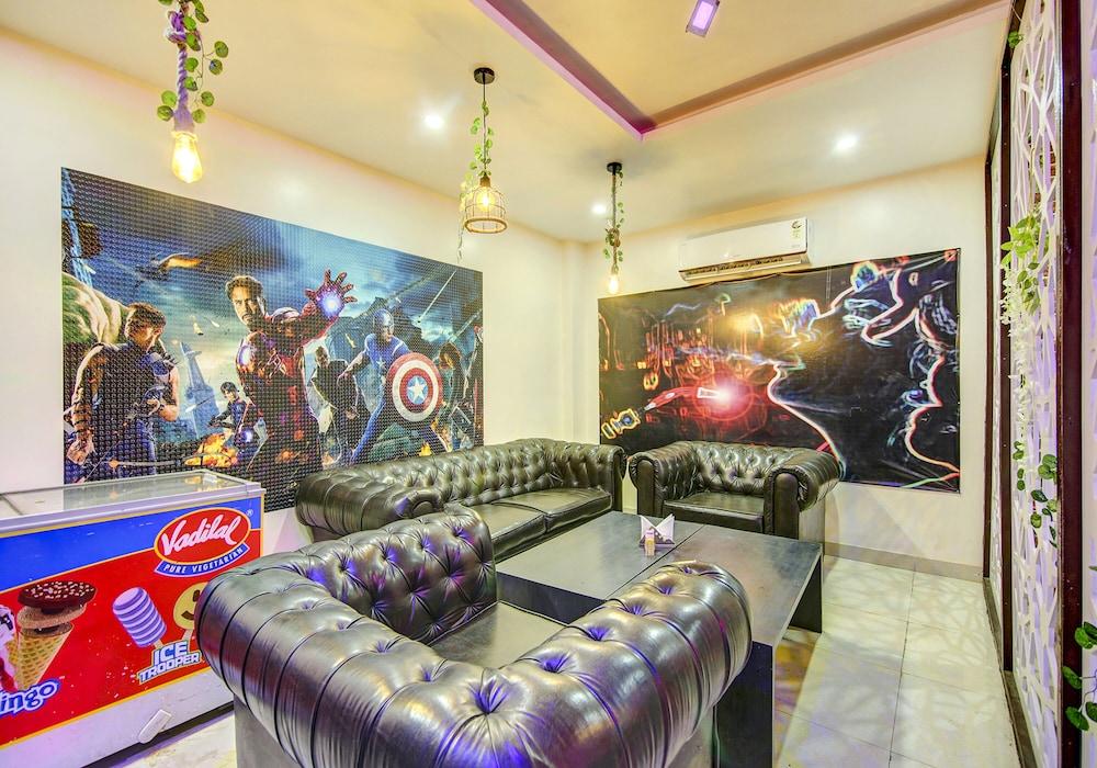 FabHotel The Gayatri Palace