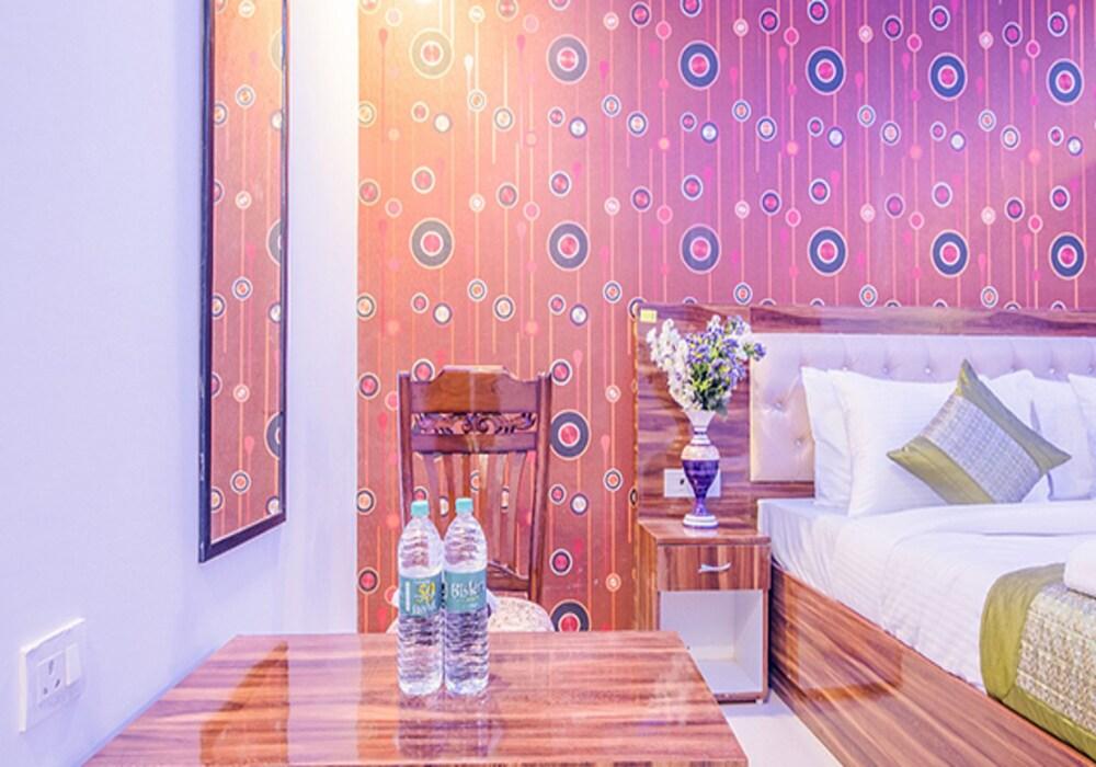 FabExpress Pearl Robe