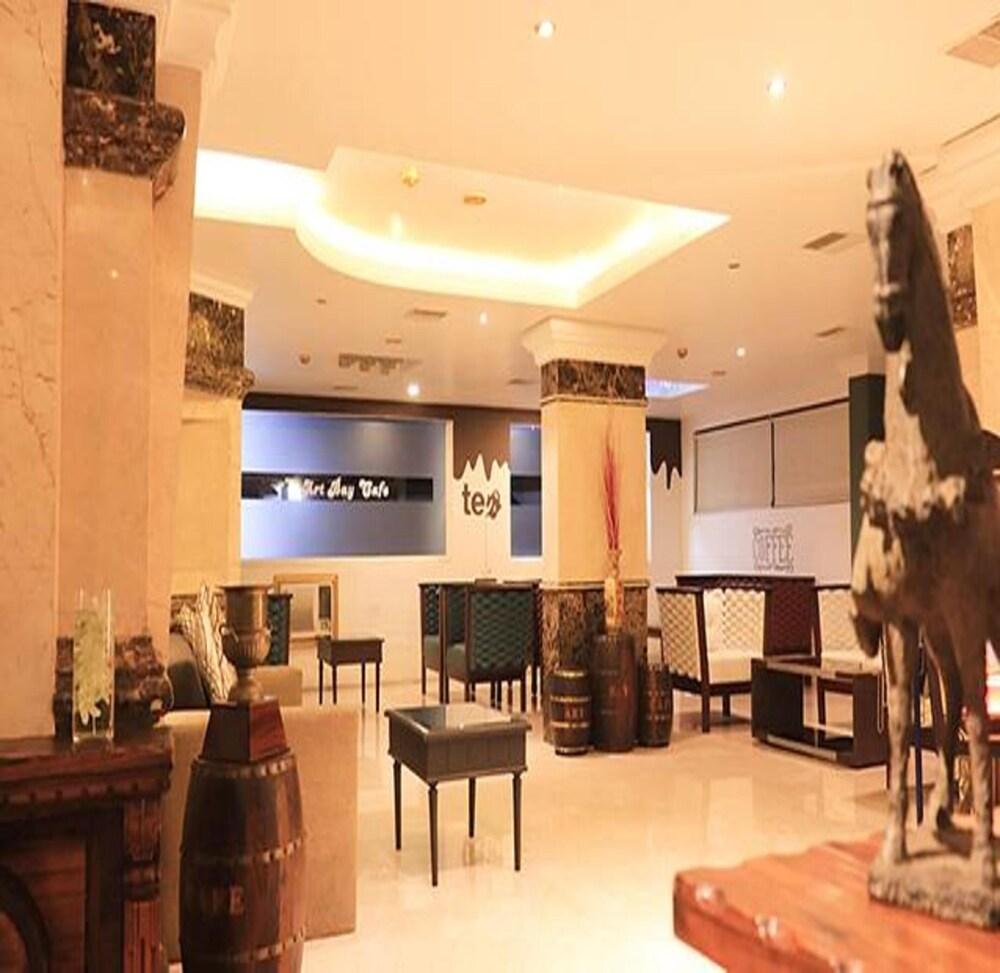 Fabhotel Prime Emerald