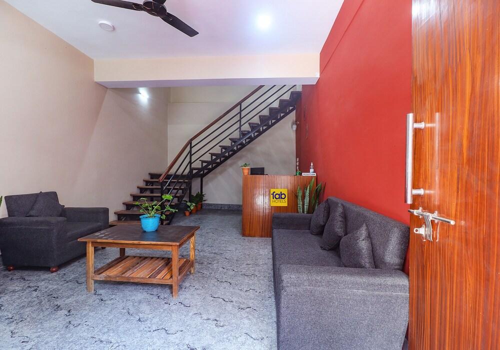 Fabhotel Kutighar Regency