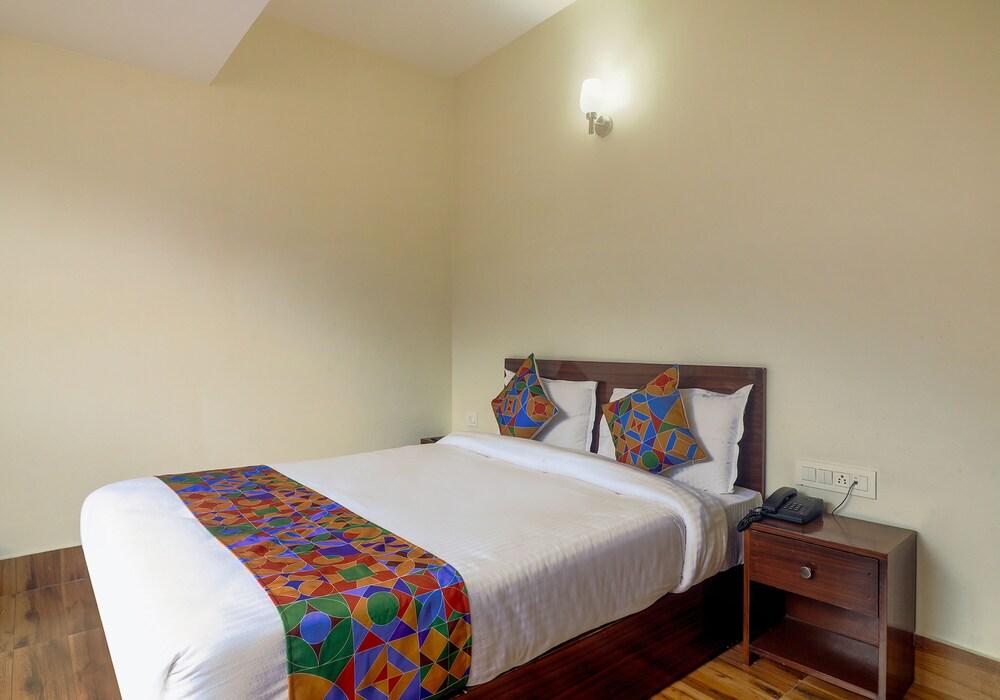 Fabhotel Kutighar Regency