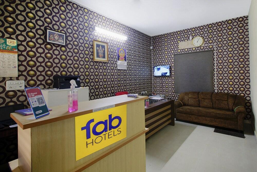Fabhotel Green Tree Residency