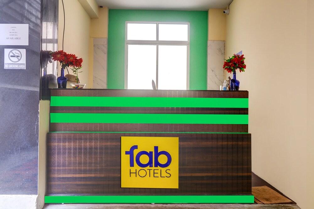 Fabhotel Green Tree Inn