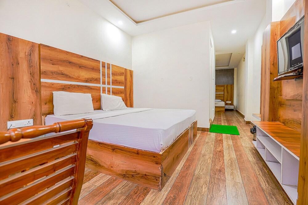 Fabhotel Green Origins