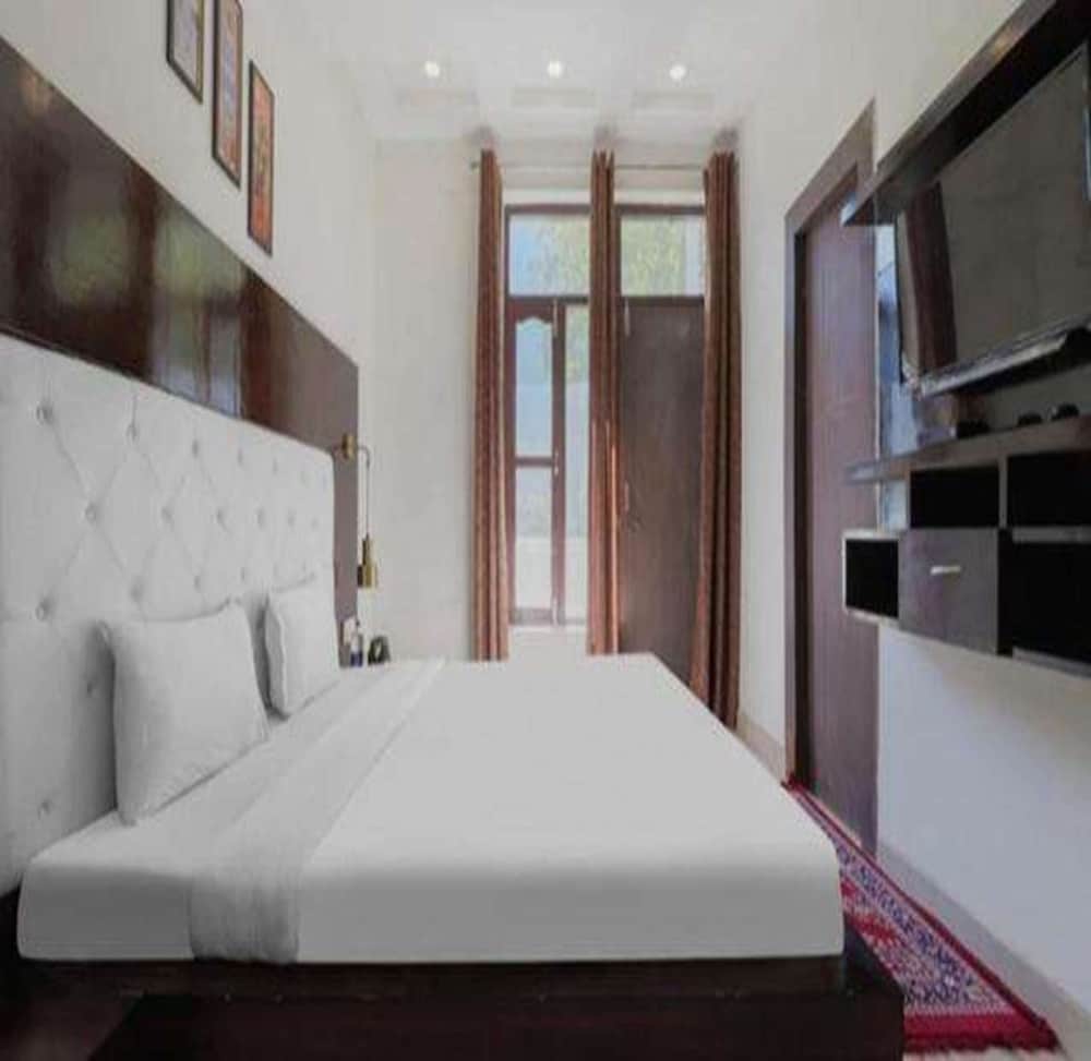 Fabhotel Jungle Resort