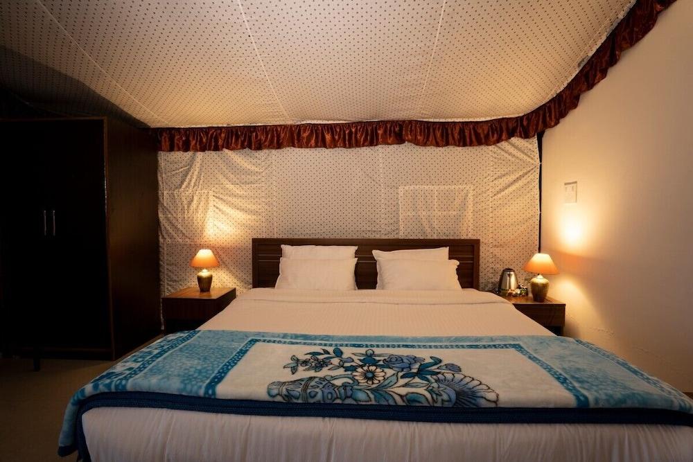 Himalayan Camps and Resort