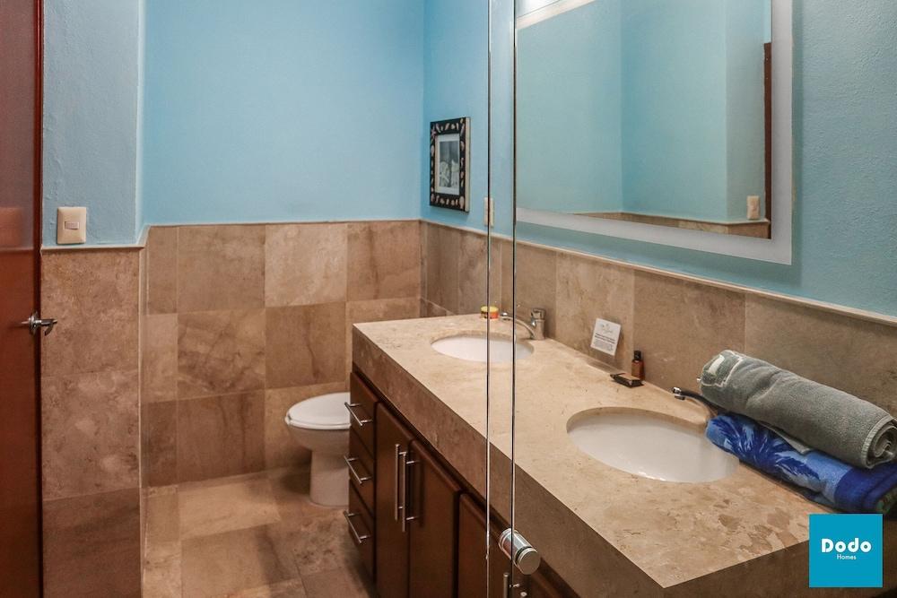 Tiara Sands condo excelente ubicación