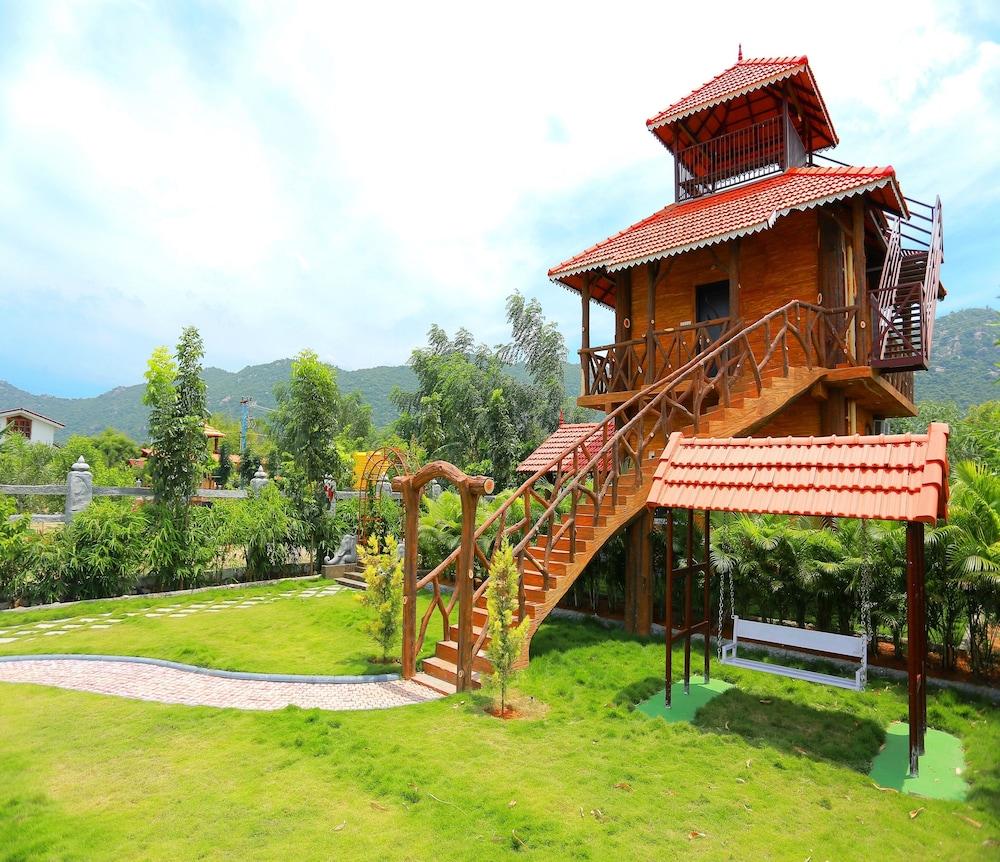 Selvamathi Farm Resorts