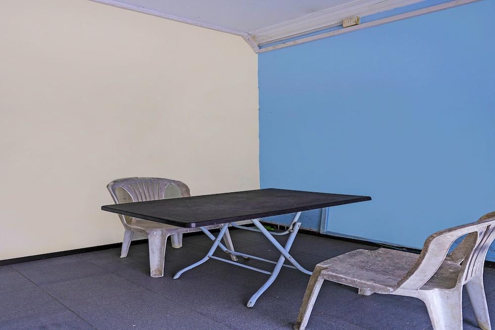 Hotel O Penginapan ReniNearMall Nagoya Hill