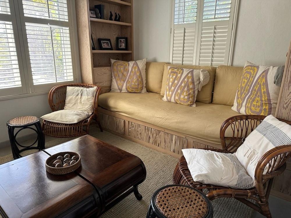 Twin Coves House 4 Bedroom Home