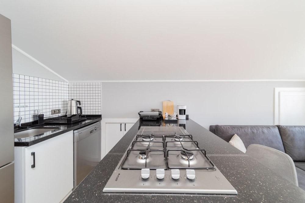 Gorgeous Flat With Sea View Jacuzzi in Antalya Kas