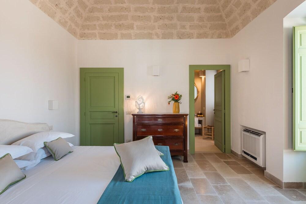 Masseria Egnazia - Epoca Collection