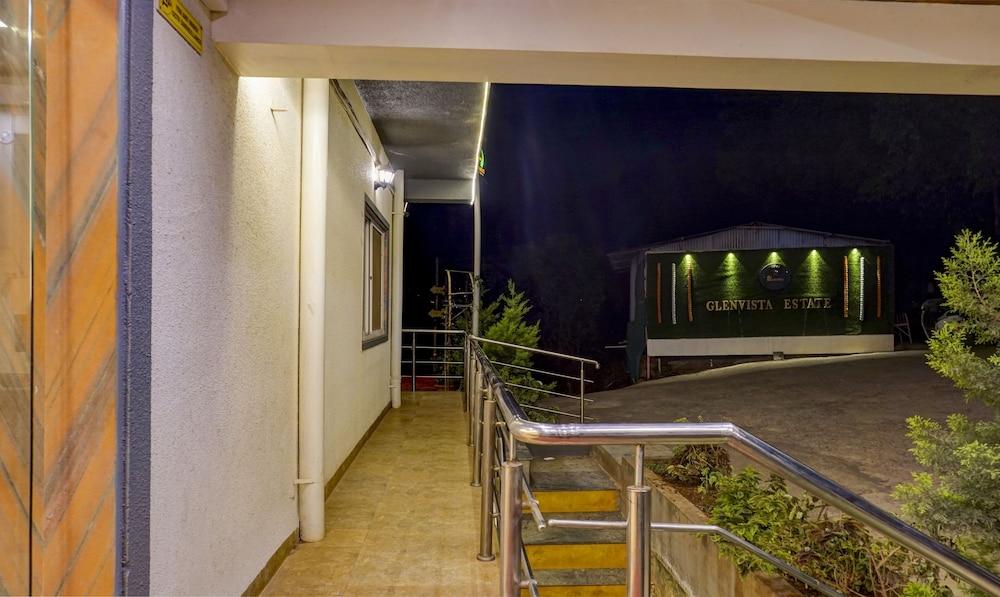 Treebo Trend Glenvista Estate With Valley View