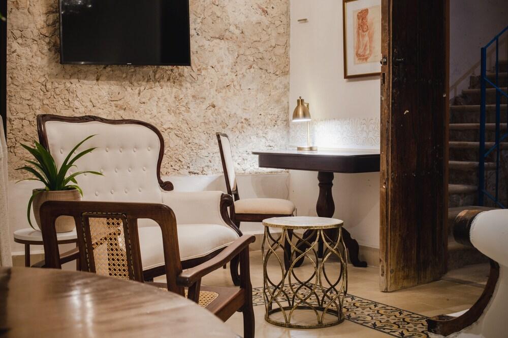 Los Murmullos Casa Boutique Campeche