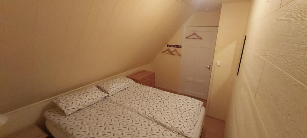 Hals Guesthouse by Engimyri