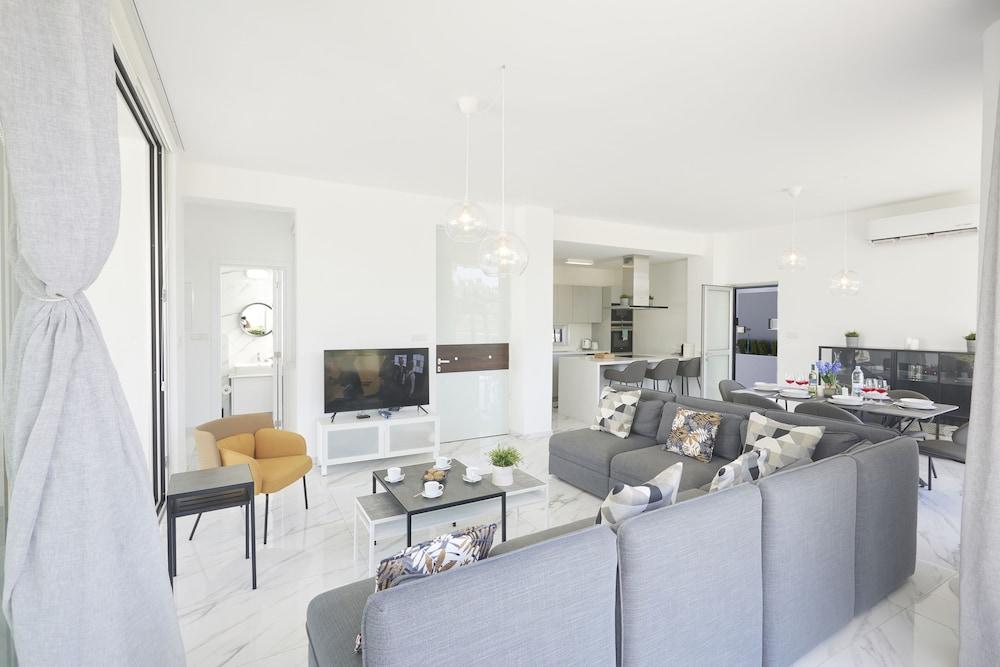 Protaras Olivine Villa Ol13