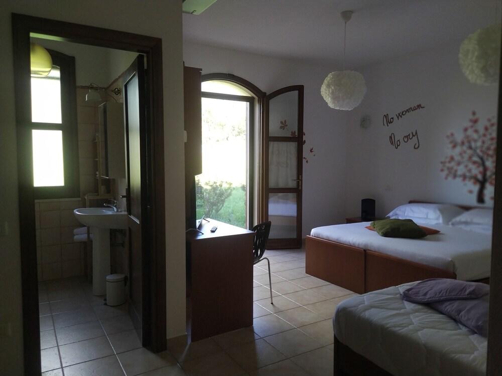 Room in B&B - "note di Stelle" Resort in Marrubiu