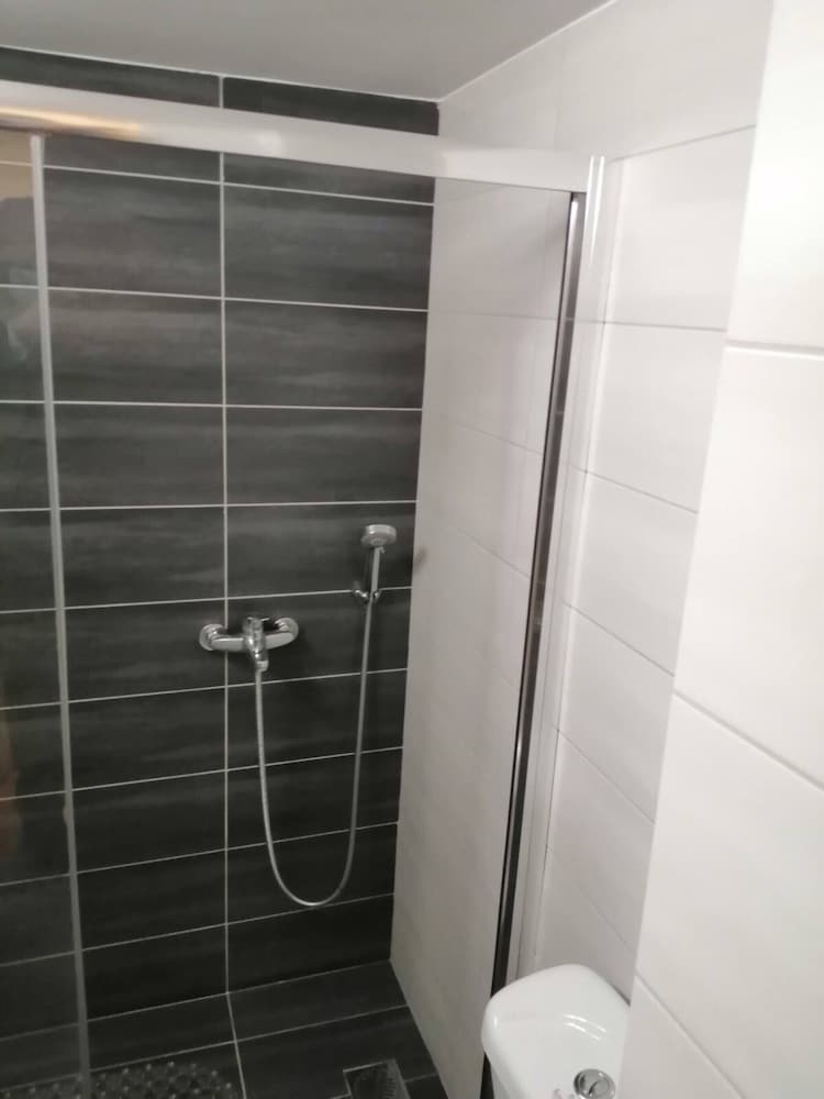 Acropolis Metro Station Flat 2