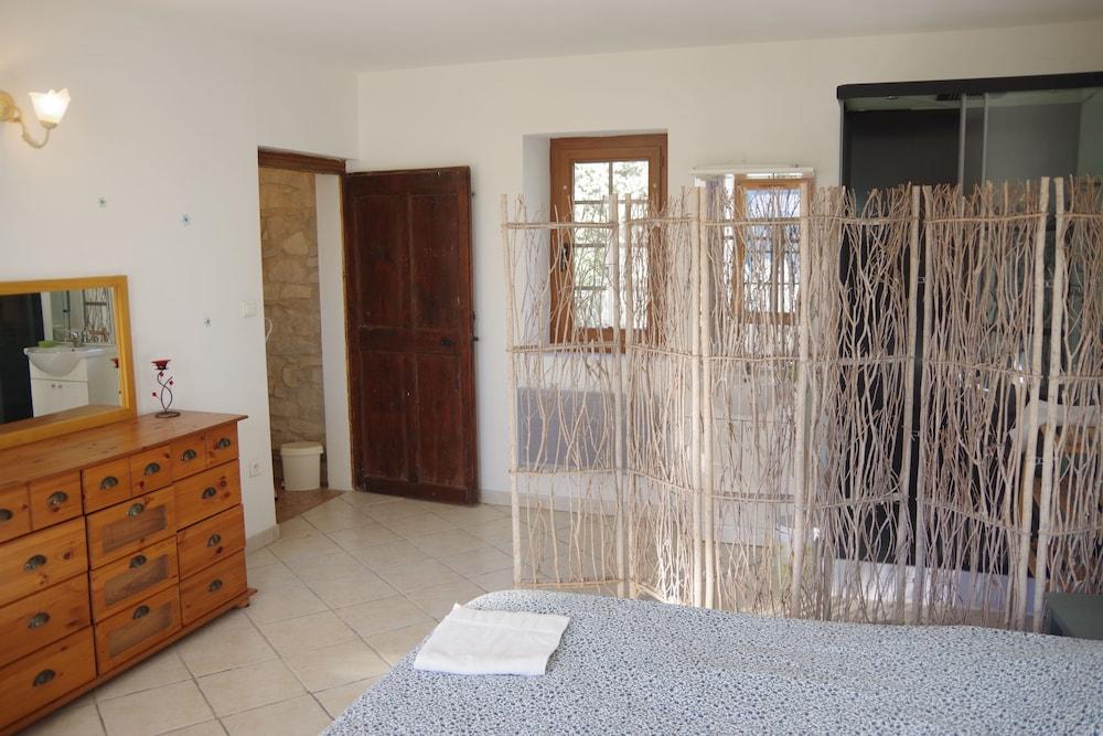 Les chambres du mas Petit Nizon