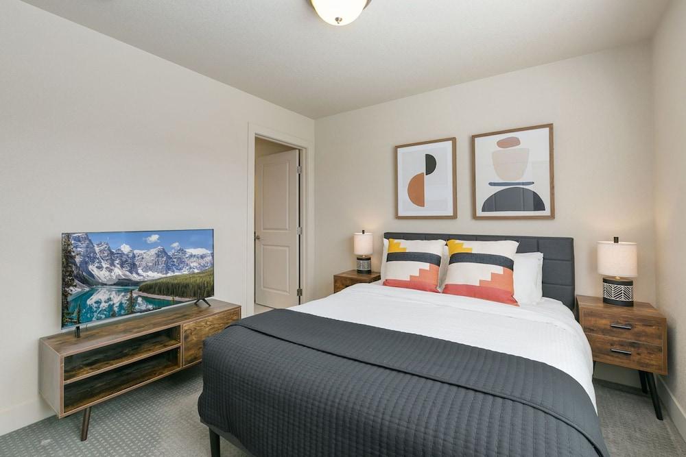 Urban Oasis near Breweries & Old Town - Free Bikes